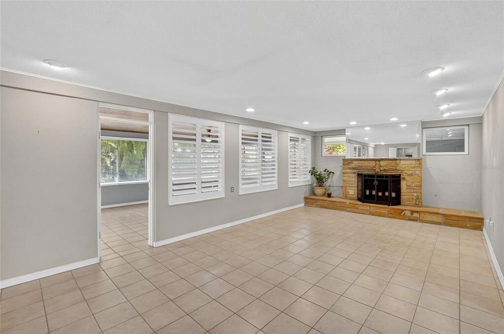 For Rent: $4,500 (3 beds, 2 baths, 2218 Square Feet)