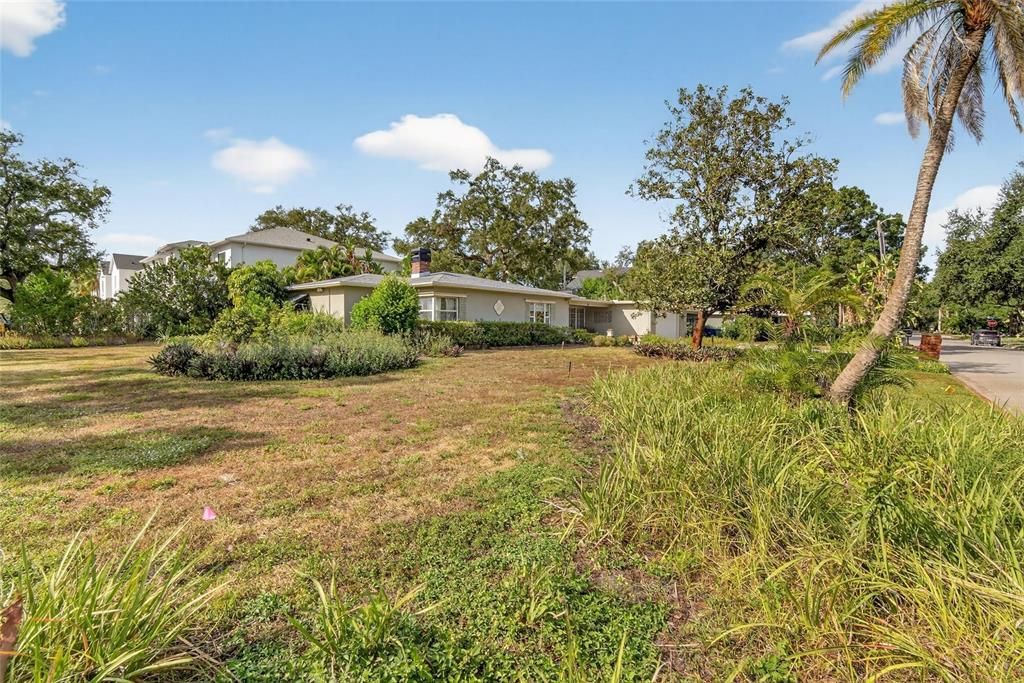 For Rent: $4,500 (3 beds, 2 baths, 2218 Square Feet)