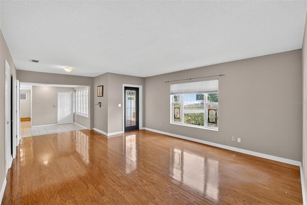 For Rent: $4,500 (3 beds, 2 baths, 2218 Square Feet)