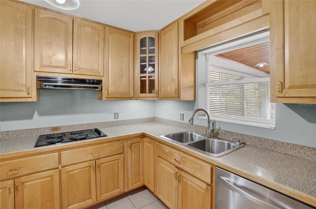 For Rent: $4,500 (3 beds, 2 baths, 2218 Square Feet)