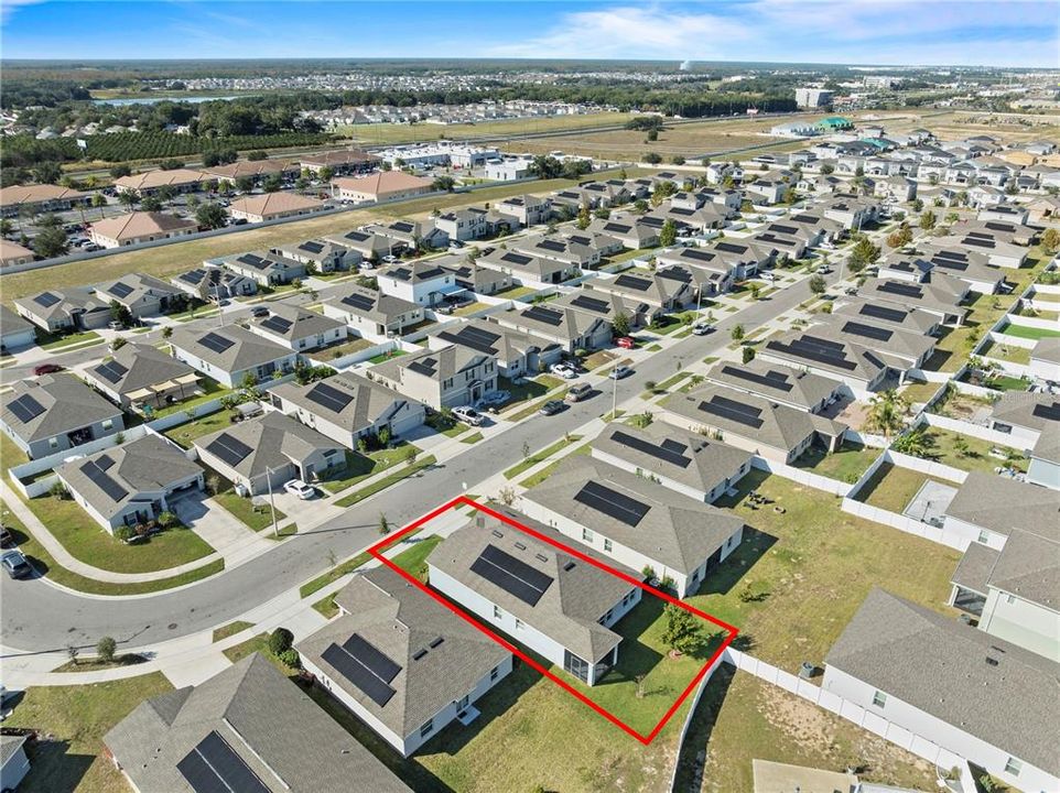 待售: $345,000 (4 贝兹, 2 浴室, 1888 平方英尺)