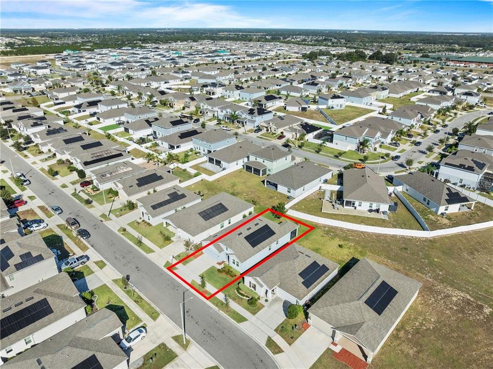 待售: $345,000 (4 贝兹, 2 浴室, 1888 平方英尺)