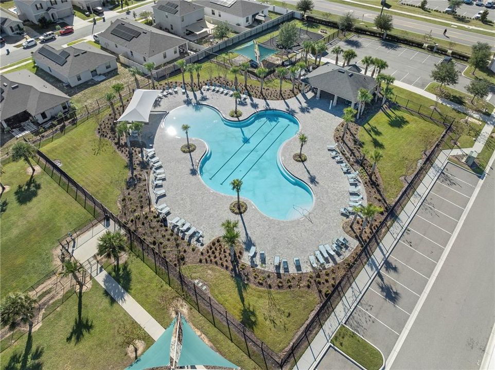 待售: $345,000 (4 贝兹, 2 浴室, 1888 平方英尺)