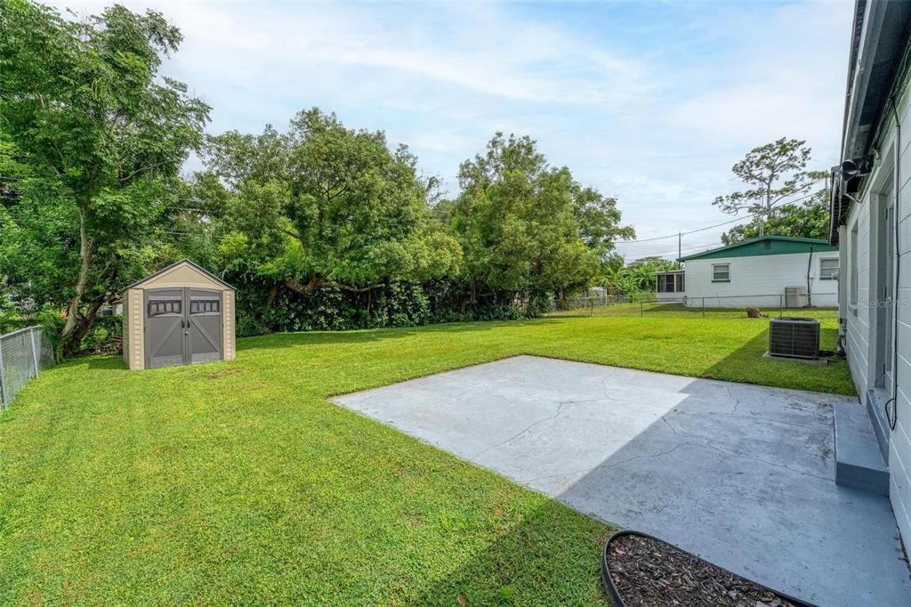 合同活跃: $350,000 (3 贝兹, 1 浴室, 1164 平方英尺)