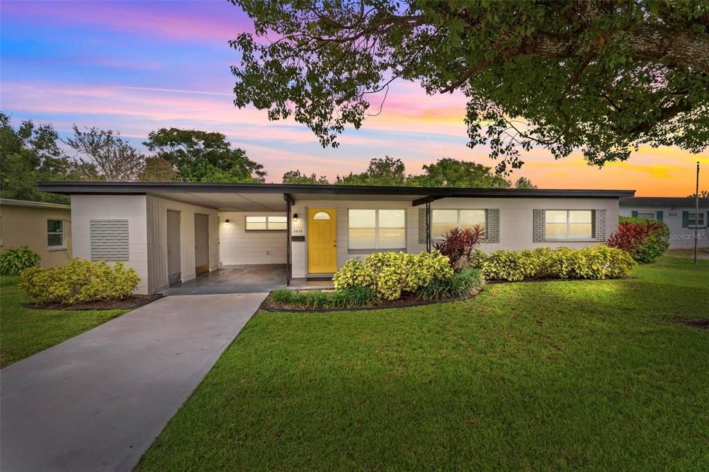 合同活跃: $350,000 (3 贝兹, 1 浴室, 1164 平方英尺)