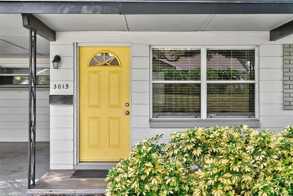 合同活跃: $350,000 (3 贝兹, 1 浴室, 1164 平方英尺)