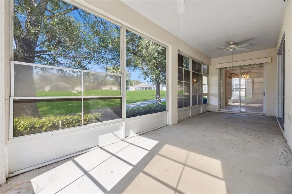 Под контрактом: $329,000 (3 спален, 2 ванн, 1834 Квадратных фут)