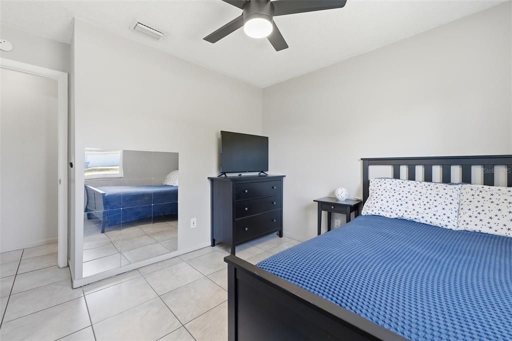 For Sale: $261,000 (3 beds, 2 baths, 1160 Square Feet)