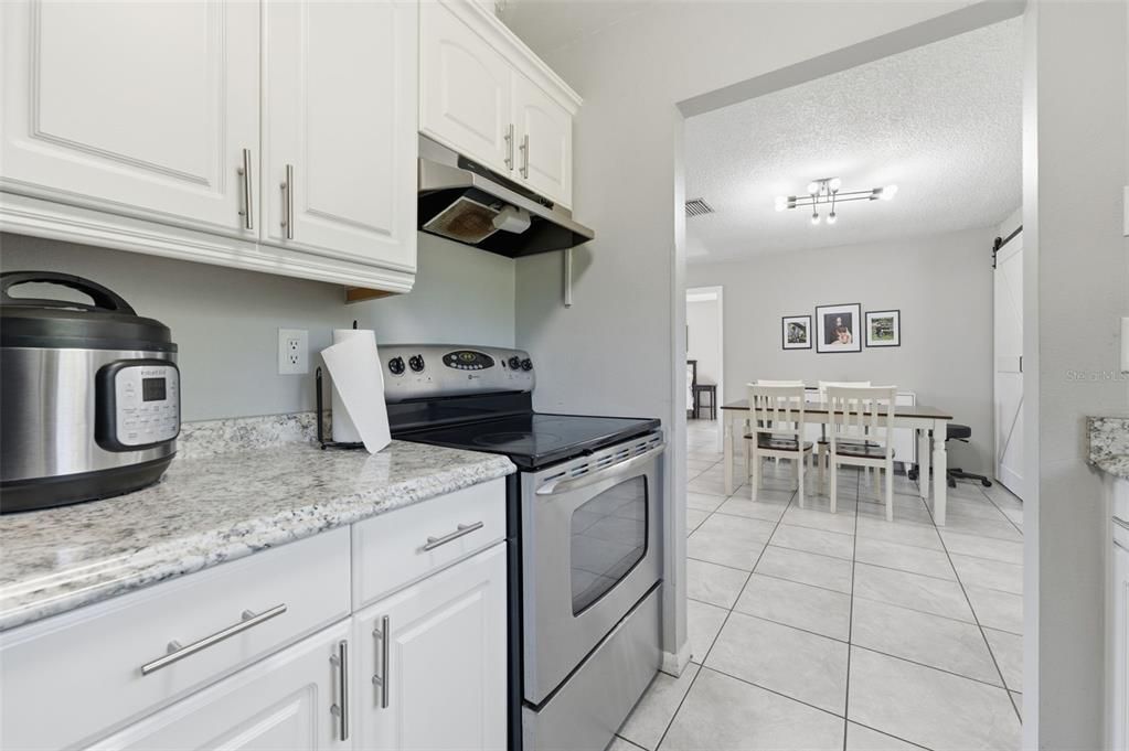 For Sale: $261,000 (3 beds, 2 baths, 1160 Square Feet)