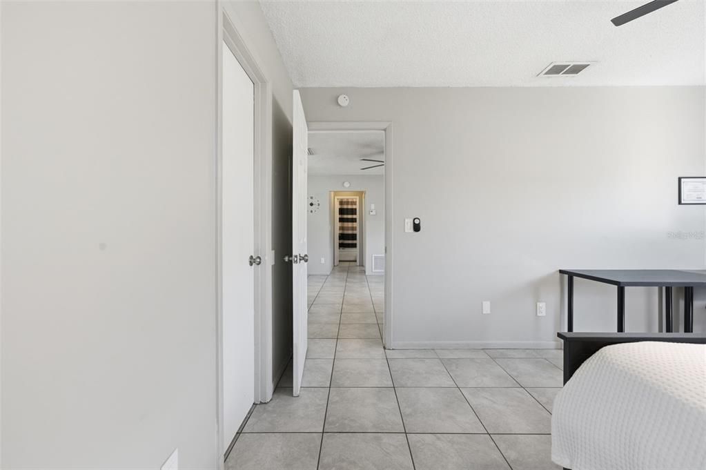 For Sale: $261,000 (3 beds, 2 baths, 1160 Square Feet)