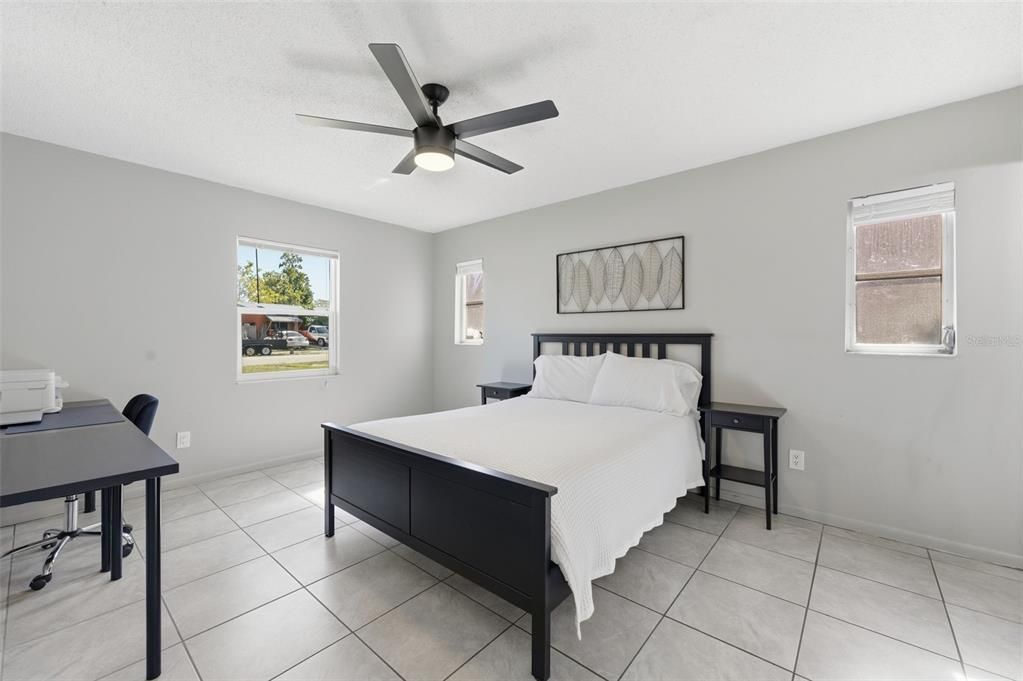 For Sale: $261,000 (3 beds, 2 baths, 1160 Square Feet)