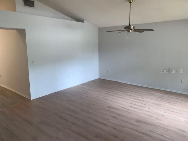 For Rent: $1,895 (3 beds, 2 baths, 1436 Square Feet)