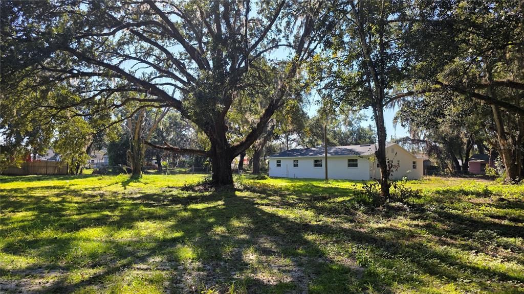 For Sale: $349,000 (3 beds, 2 baths, 1454 Square Feet)