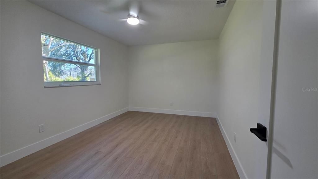 For Sale: $349,000 (3 beds, 2 baths, 1454 Square Feet)