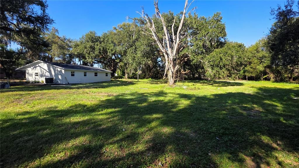 For Sale: $349,000 (3 beds, 2 baths, 1454 Square Feet)