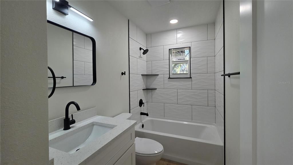 For Sale: $349,000 (3 beds, 2 baths, 1454 Square Feet)