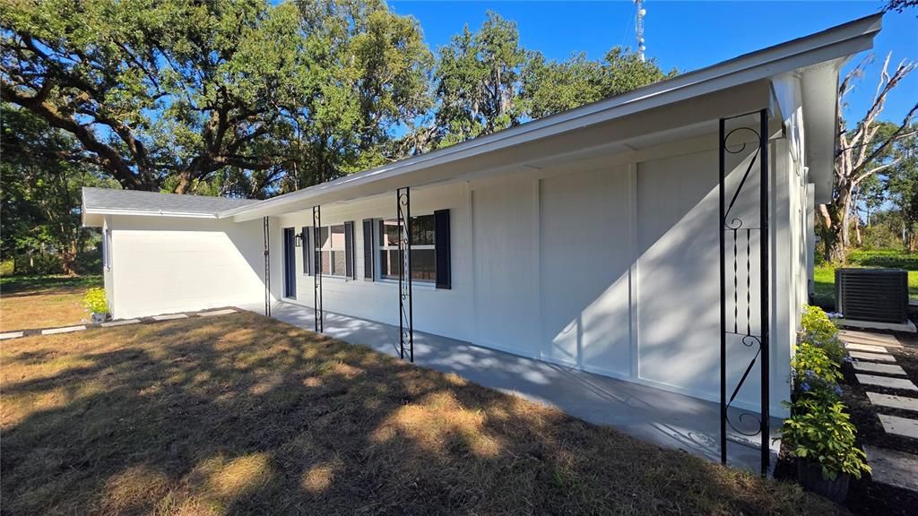 For Sale: $349,000 (3 beds, 2 baths, 1454 Square Feet)