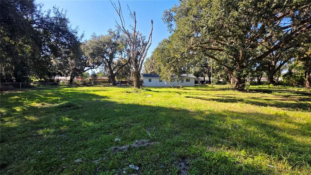 For Sale: $349,000 (3 beds, 2 baths, 1454 Square Feet)