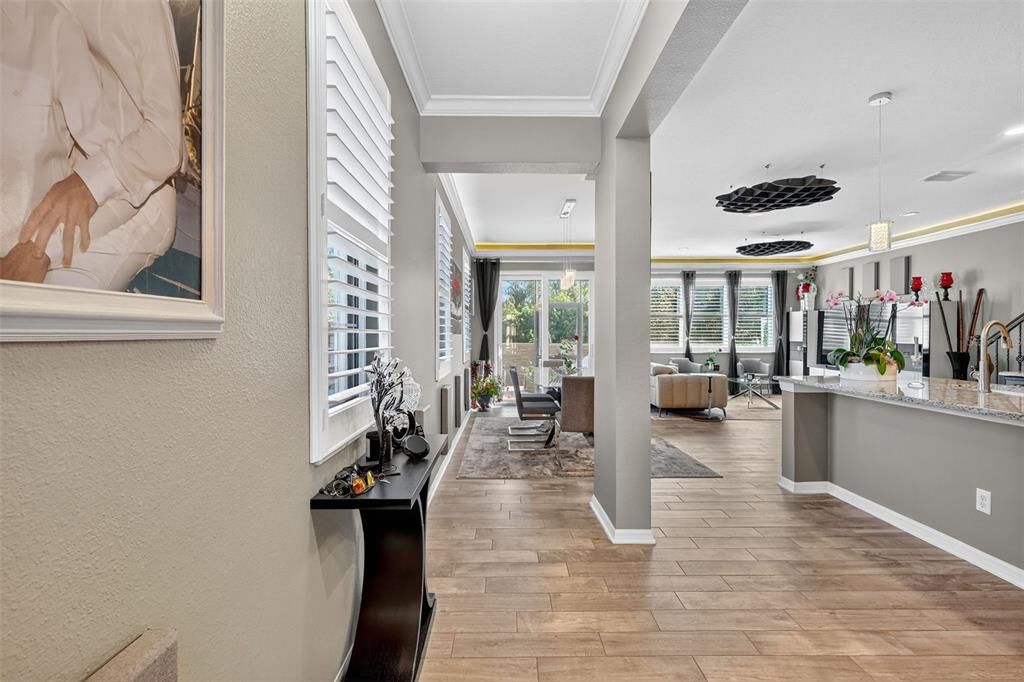 For Rent: $2,900 (3 beds, 2 baths, 2221 Square Feet)