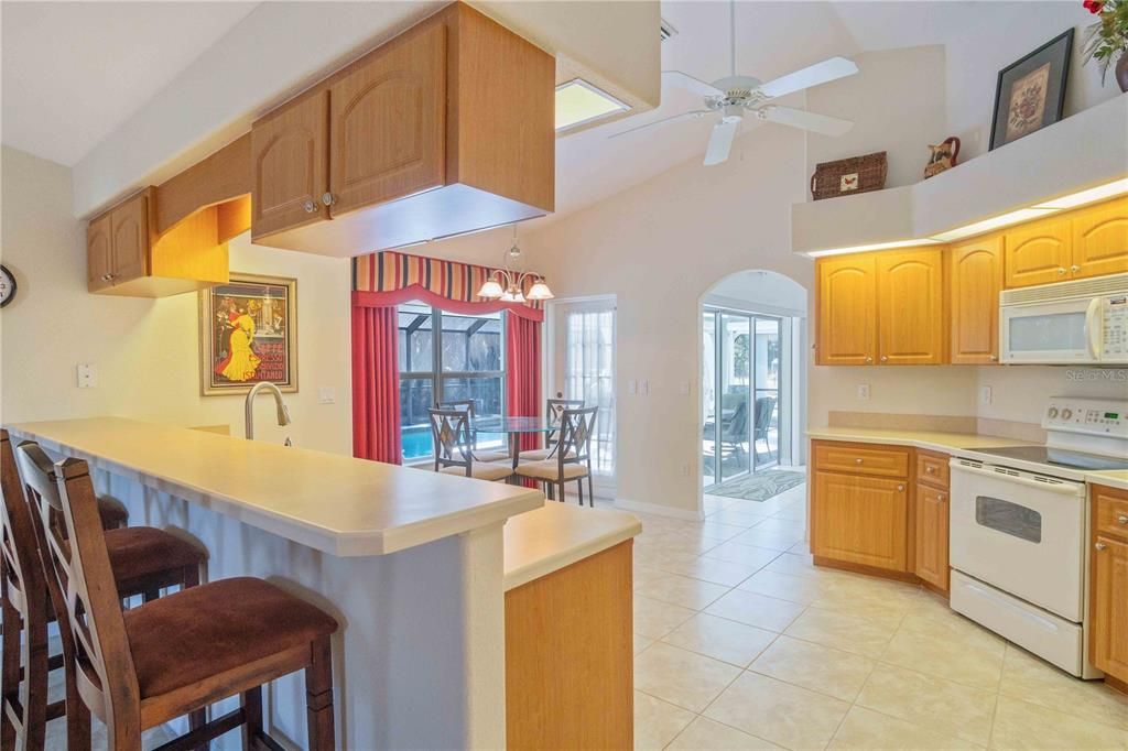 For Sale: $450,000 (3 beds, 2 baths, 2121 Square Feet)