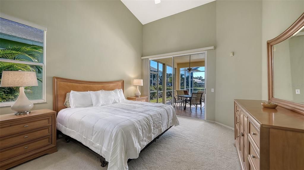 待售: $565,000 (3 贝兹, 2 浴室, 2024 平方英尺)