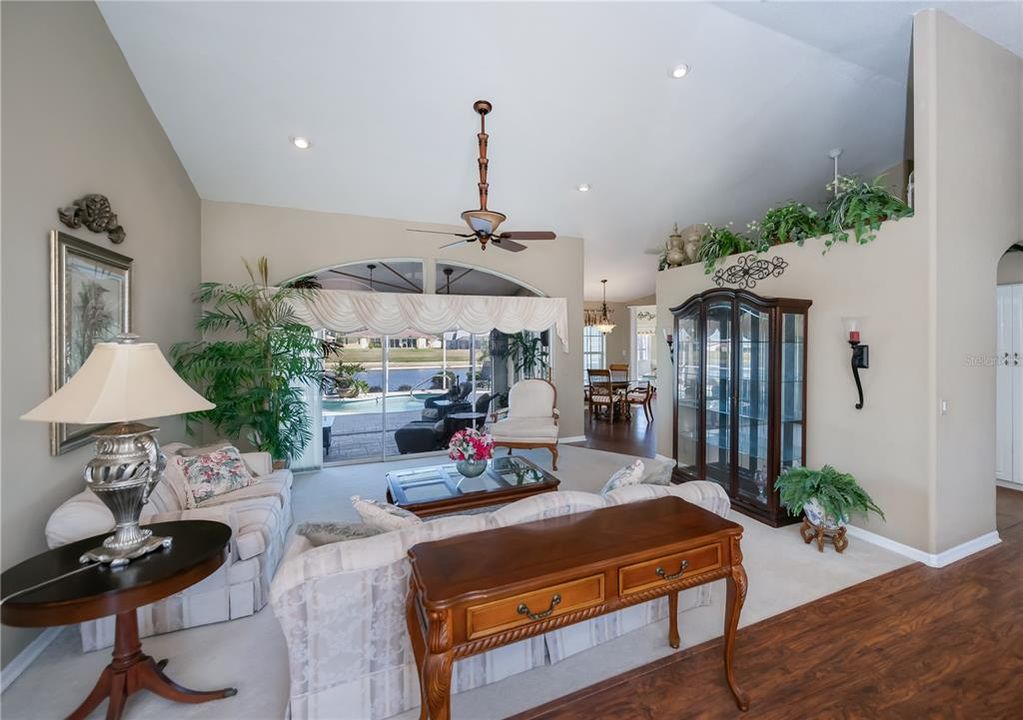 На продажу: $525,000 (3 спален, 2 ванн, 2232 Квадратных фут)