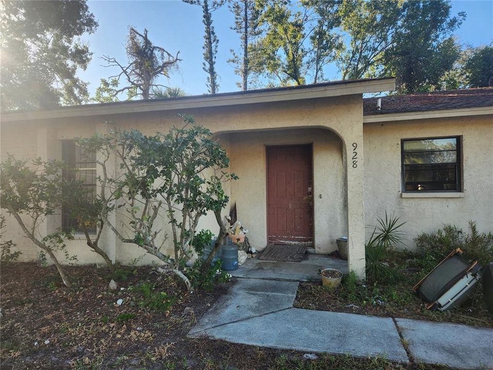 Под контрактом: $290,000 (3 спален, 2 ванн, 1376 Квадратных фут)