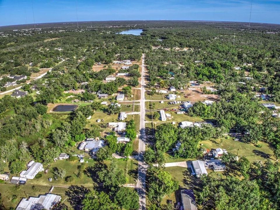 合同活跃: $300,000 (3 贝兹, 2 浴室, 1456 平方英尺)