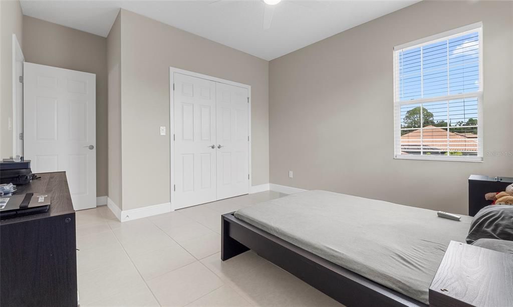 待售: $1,150,000 (5 贝兹, 4 浴室, 4709 平方英尺)