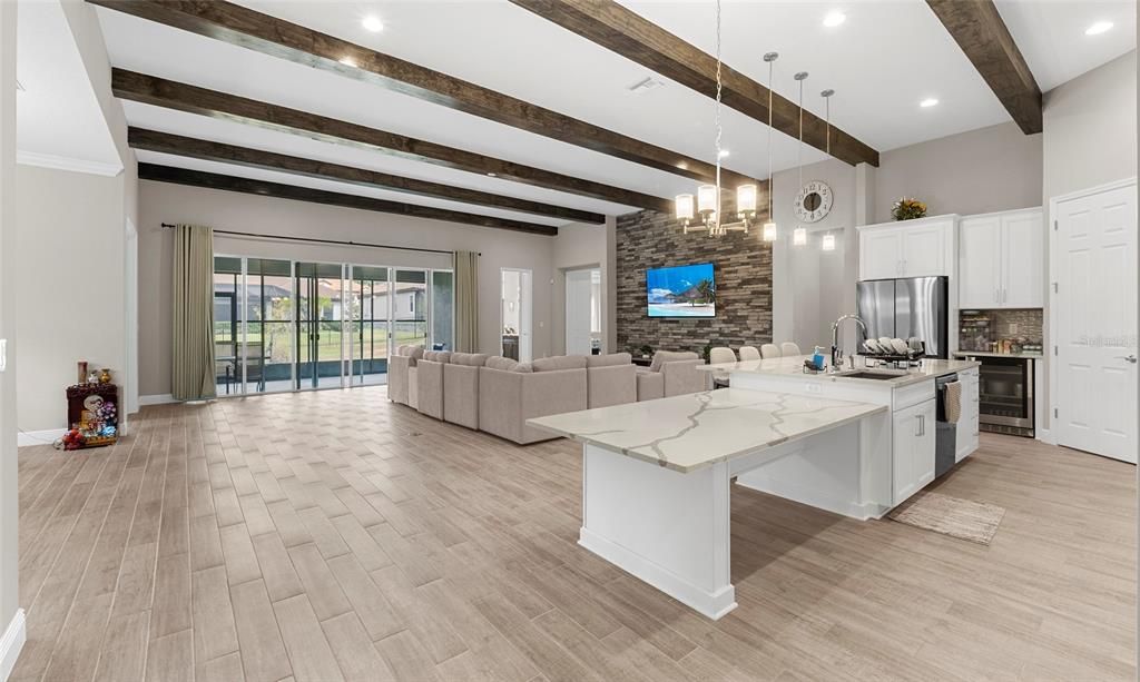 待售: $1,150,000 (5 贝兹, 4 浴室, 4709 平方英尺)