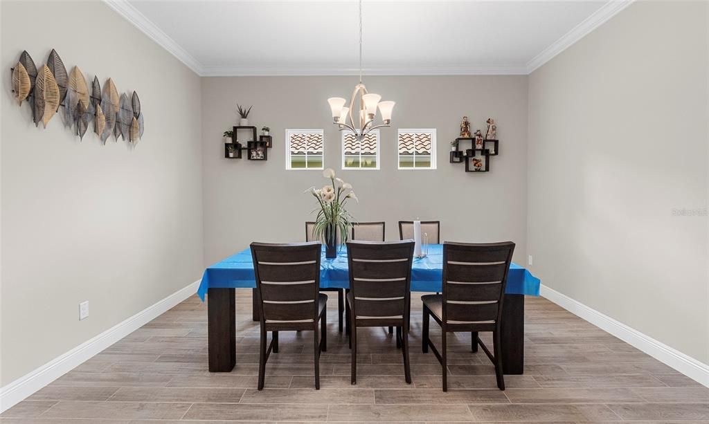 待售: $1,150,000 (5 贝兹, 4 浴室, 4709 平方英尺)