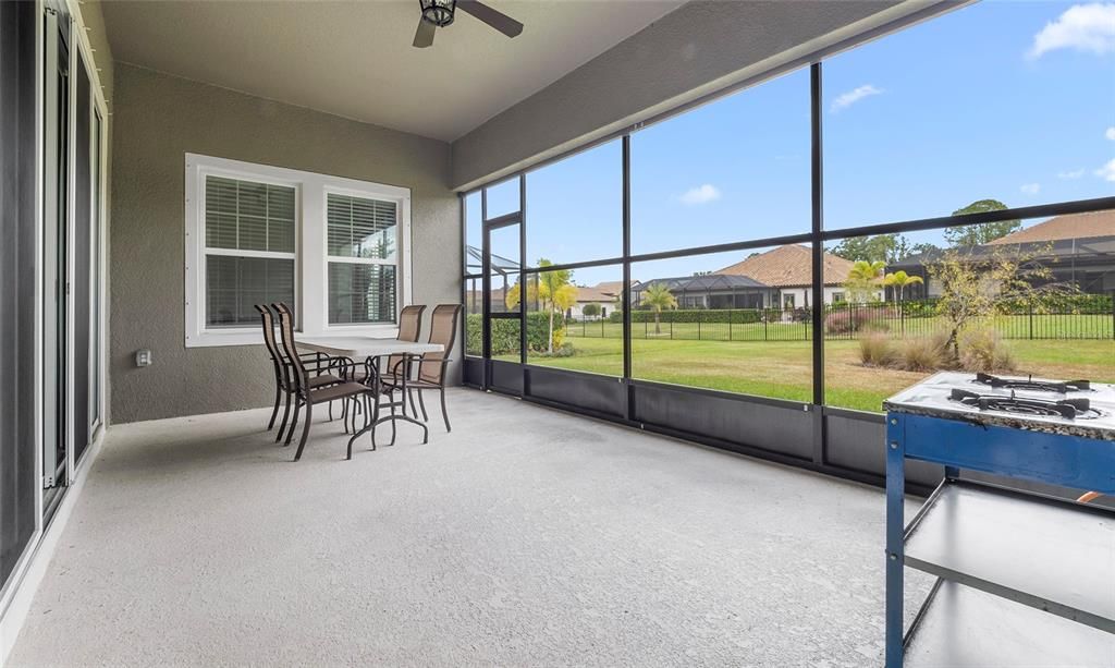 待售: $1,150,000 (5 贝兹, 4 浴室, 4709 平方英尺)