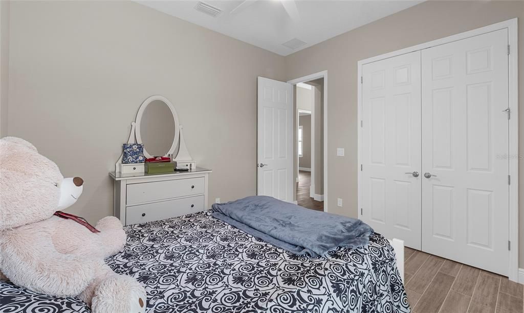 待售: $1,150,000 (5 贝兹, 4 浴室, 4709 平方英尺)