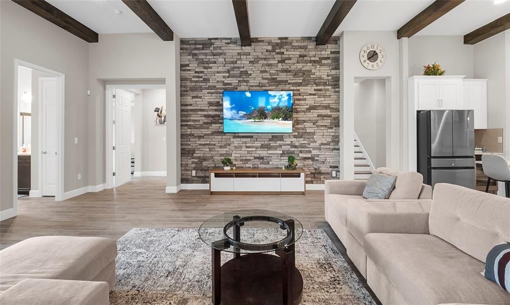 待售: $1,150,000 (5 贝兹, 4 浴室, 4709 平方英尺)