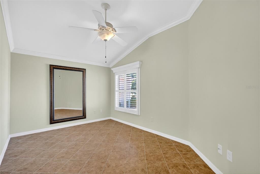 For Sale: $550,000 (3 beds, 2 baths, 1602 Square Feet)