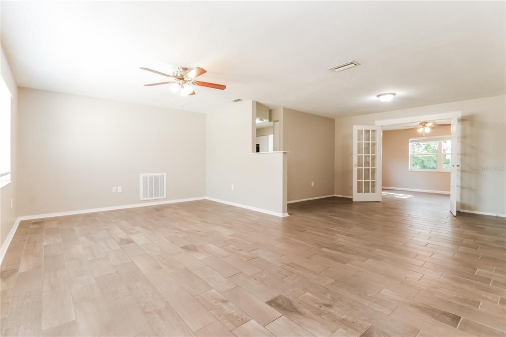 For Rent: $2,265 (2 beds, 2 baths, 1446 Square Feet)