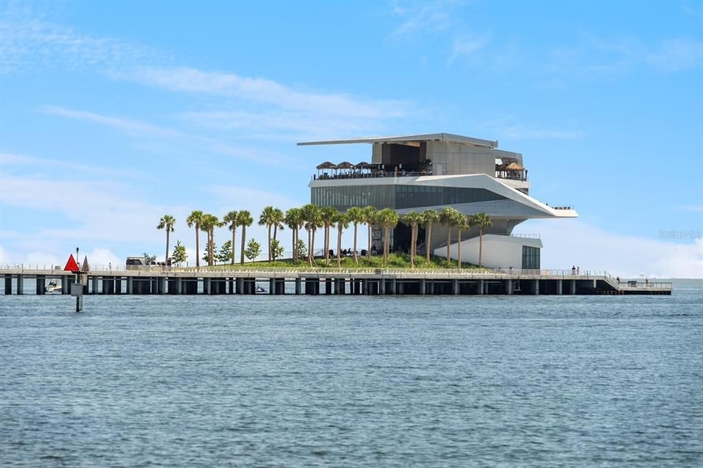 For Rent: $2,800 (2 beds, 1 baths, 1000 Square Feet)