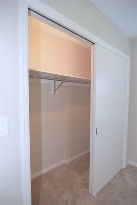 For Rent: $2,800 (2 beds, 1 baths, 1000 Square Feet)