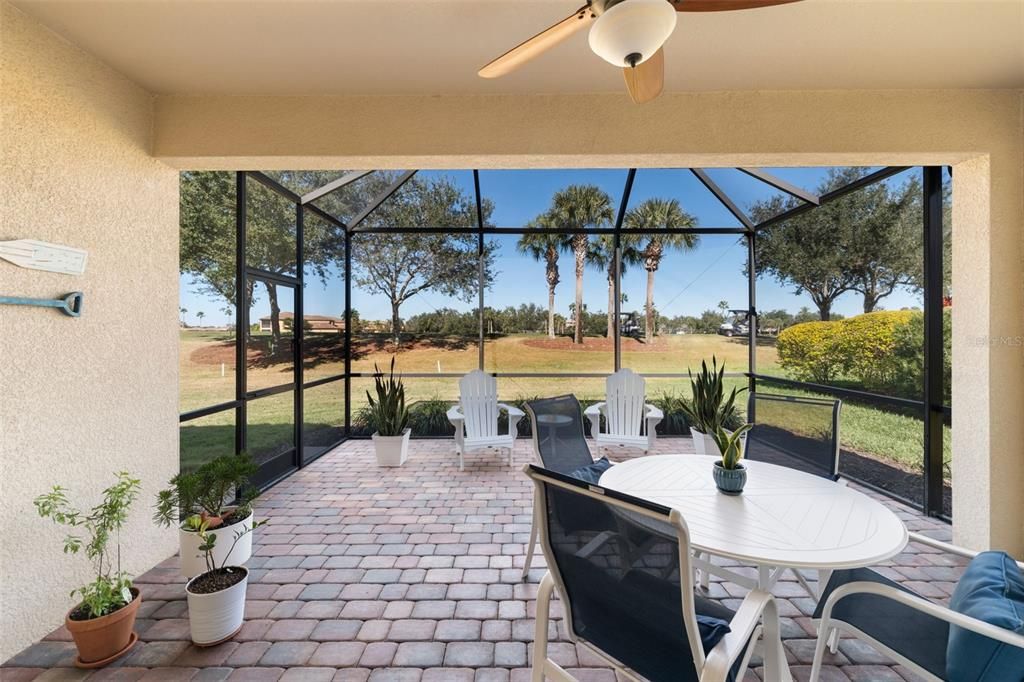 待售: $584,900 (3 贝兹, 3 浴室, 2006 平方英尺)