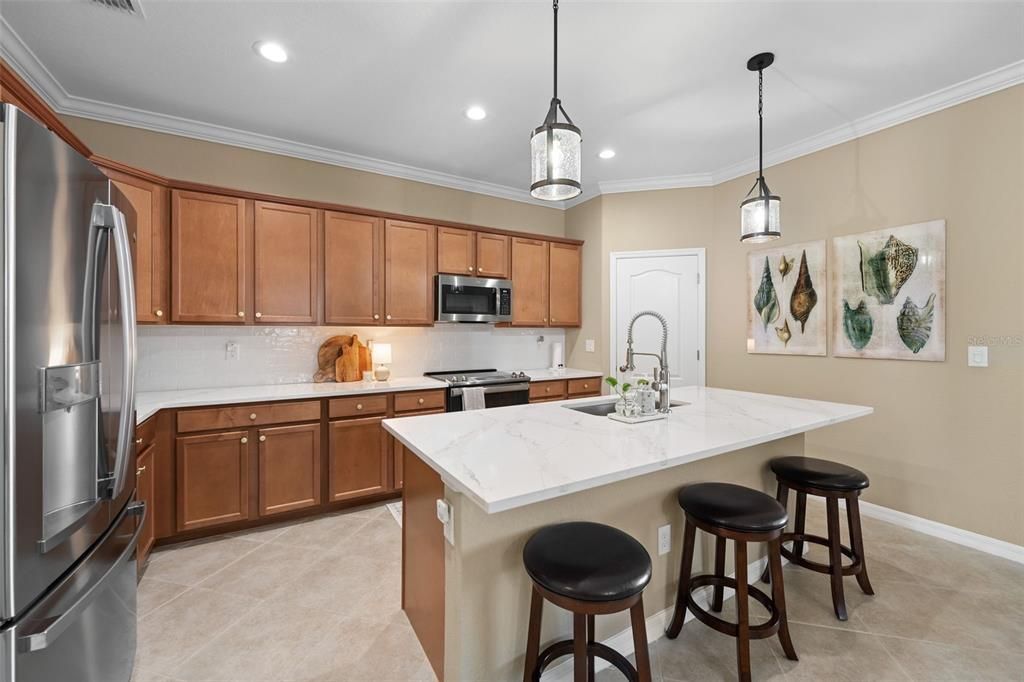 待售: $584,900 (3 贝兹, 3 浴室, 2006 平方英尺)