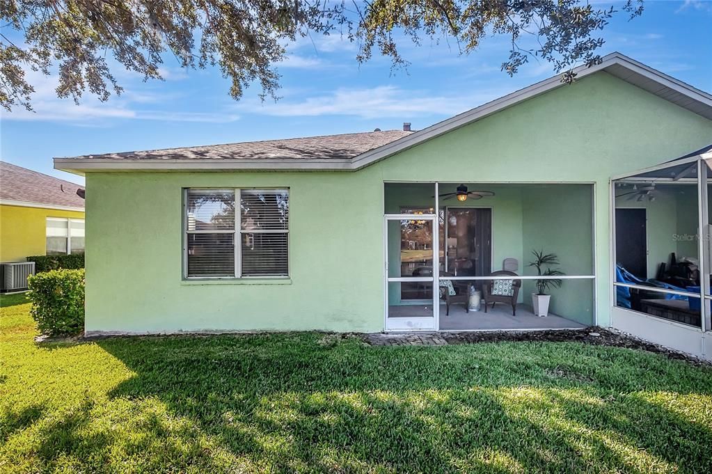 For Sale: $255,000 (2 beds, 2 baths, 1215 Square Feet)