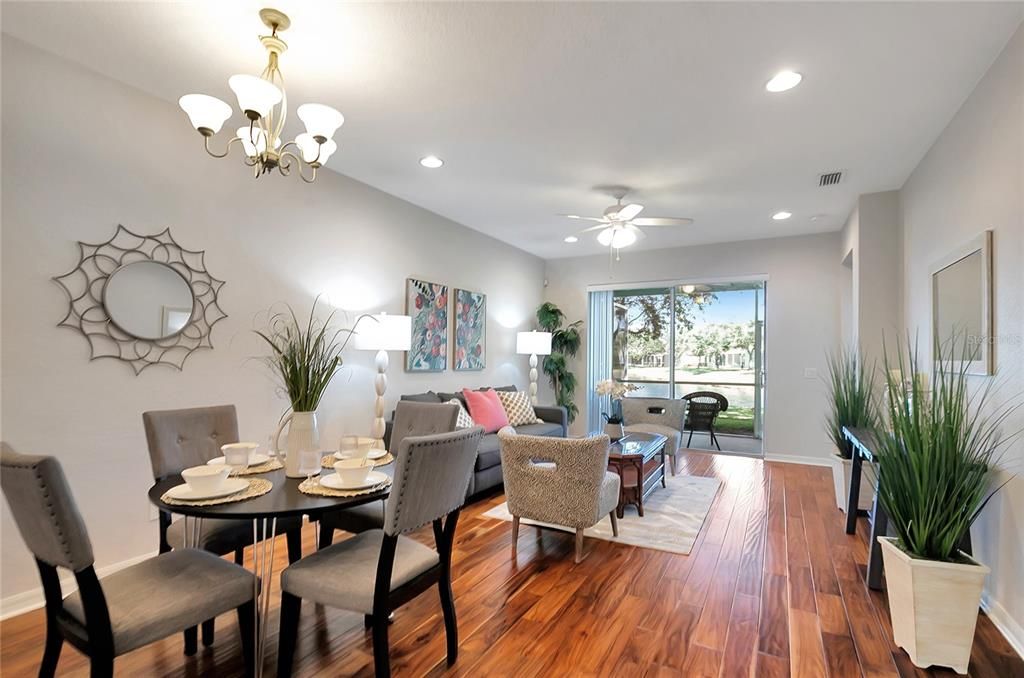 For Sale: $255,000 (2 beds, 2 baths, 1215 Square Feet)