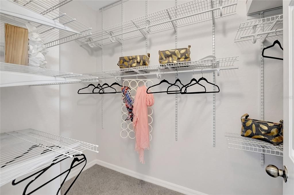 For Sale: $255,000 (2 beds, 2 baths, 1215 Square Feet)