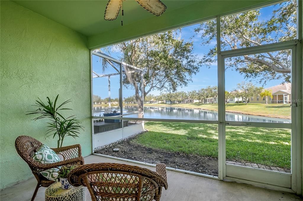 For Sale: $255,000 (2 beds, 2 baths, 1215 Square Feet)