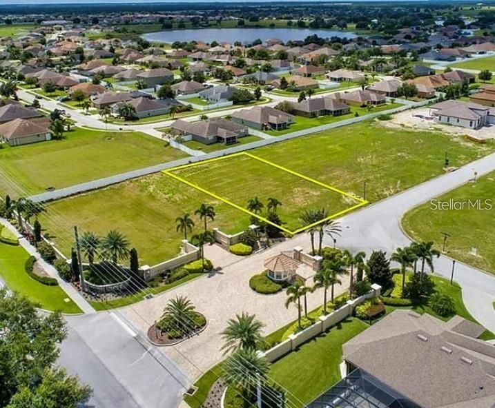 待售: $100,000 (0.44 acres)