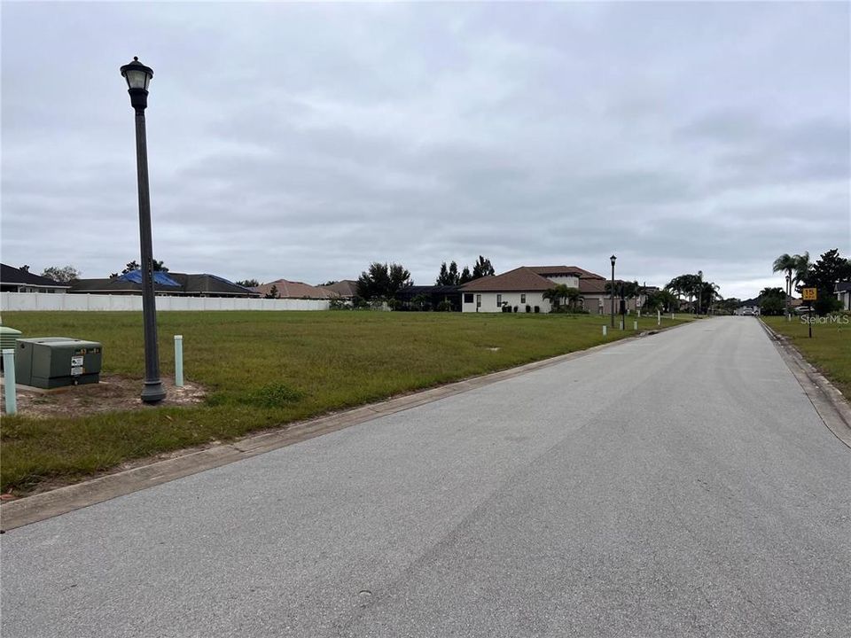 待售: $100,000 (0.44 acres)