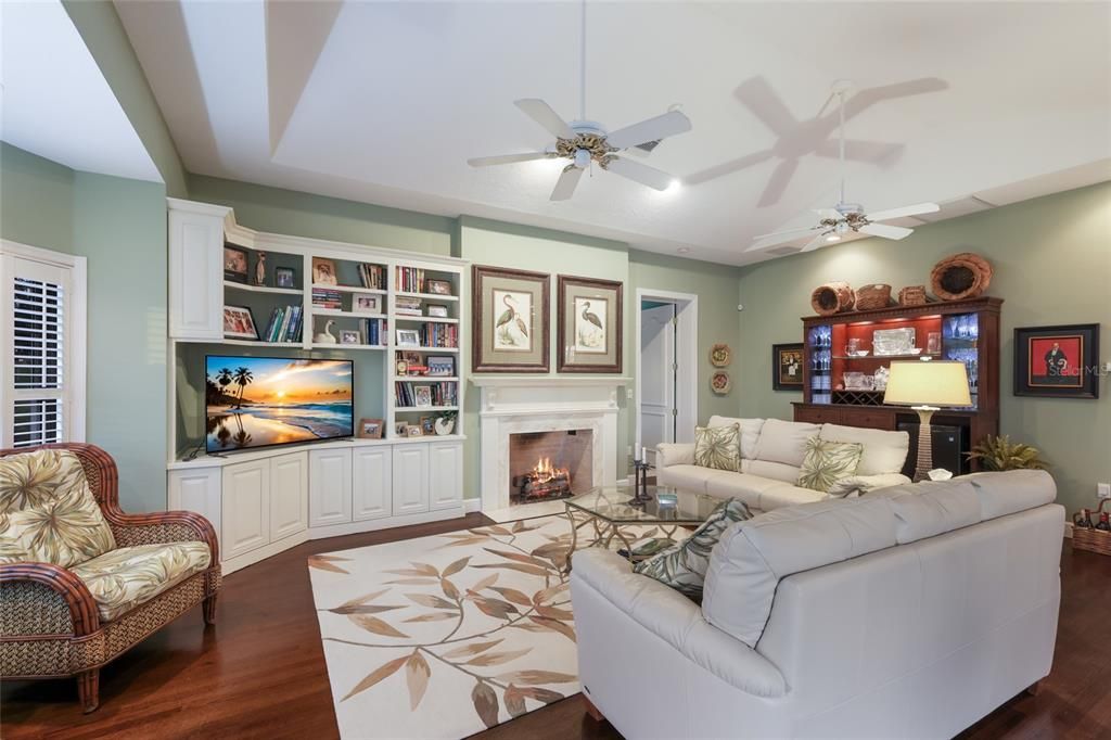 For Sale: $1,825,000 (4 beds, 3 baths, 4095 Square Feet)