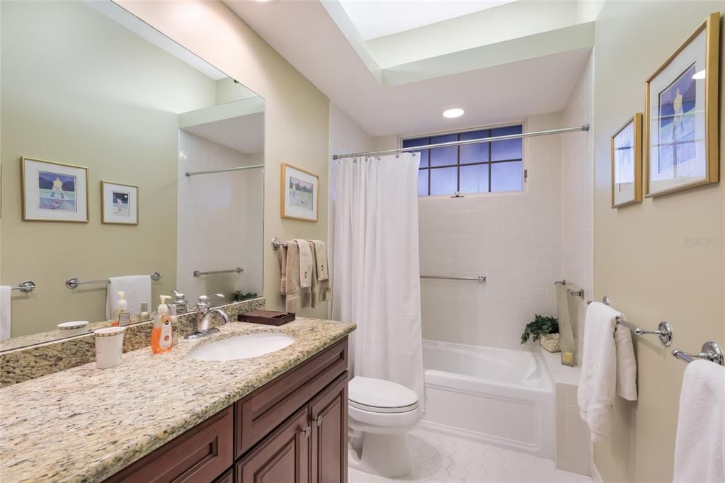 For Sale: $1,825,000 (4 beds, 3 baths, 4095 Square Feet)