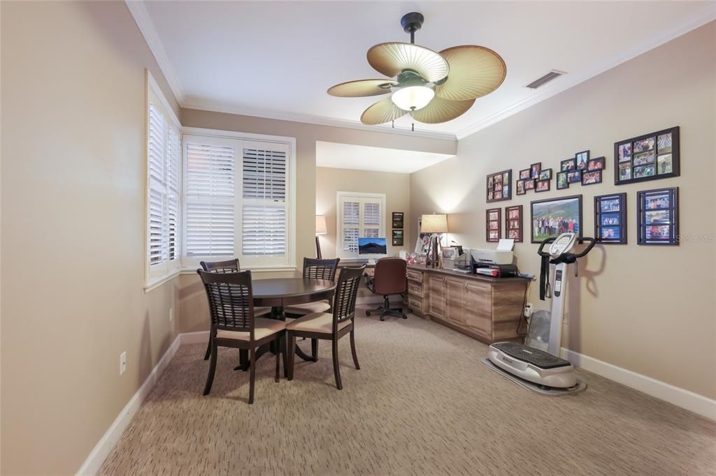 For Sale: $1,825,000 (4 beds, 3 baths, 4095 Square Feet)