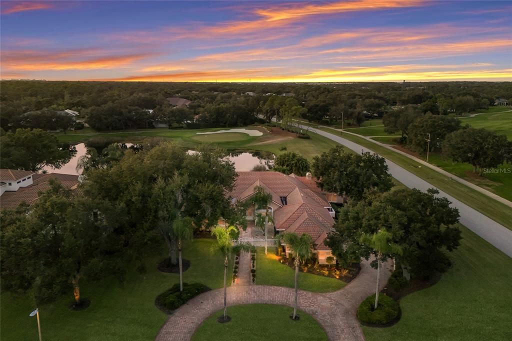 For Sale: $1,825,000 (4 beds, 3 baths, 4095 Square Feet)